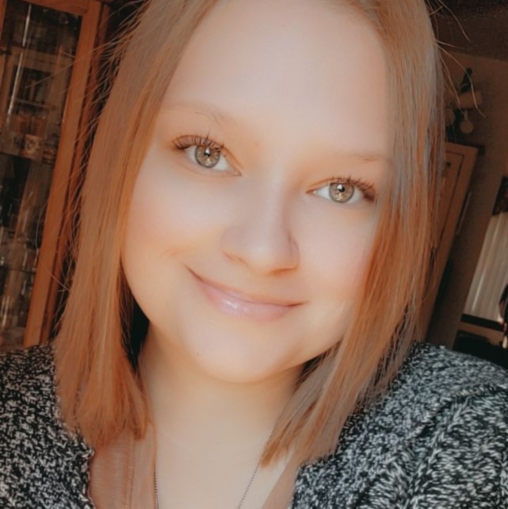 Meet your Posher, Kaylee Rae